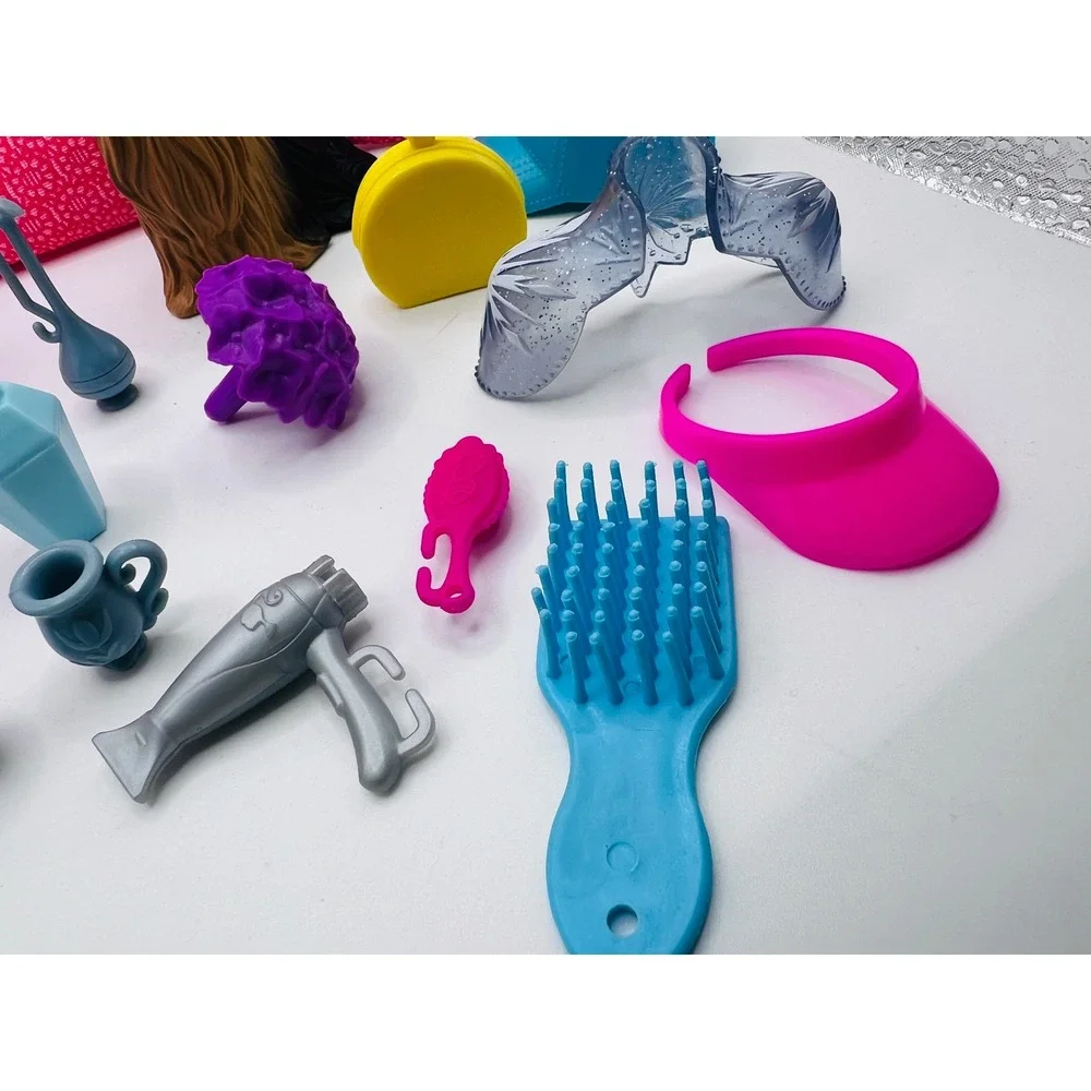 Mattel Barbie Miscellaneous W Bag Dog‎ Shoes Aware Hats Modern Doll Accessories